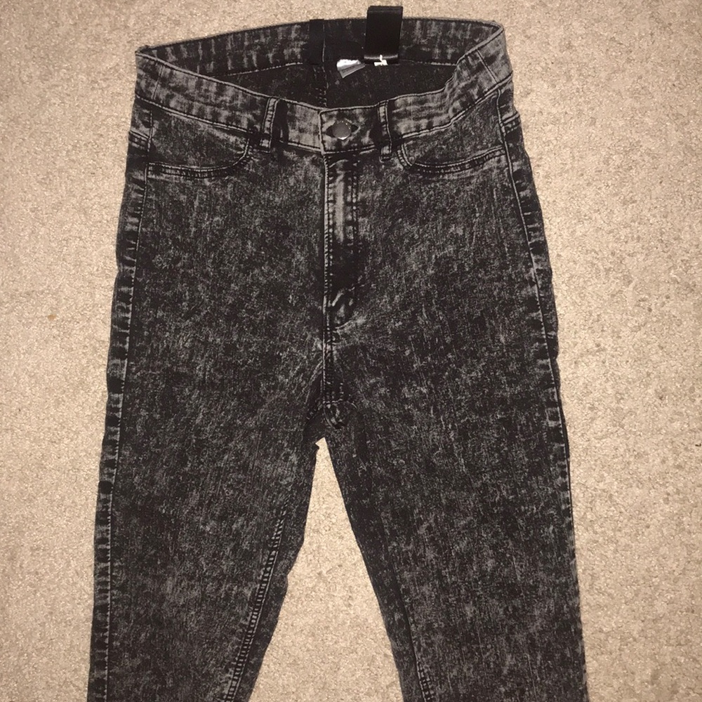 Black and white washed jeans